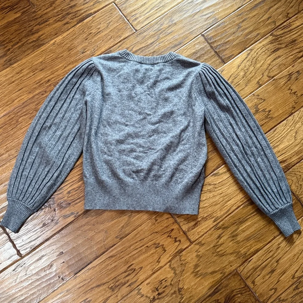 Loft pullover. - Picture 3 of 3